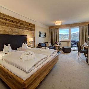 Comfort Zimmer mit Kingsize-Bett